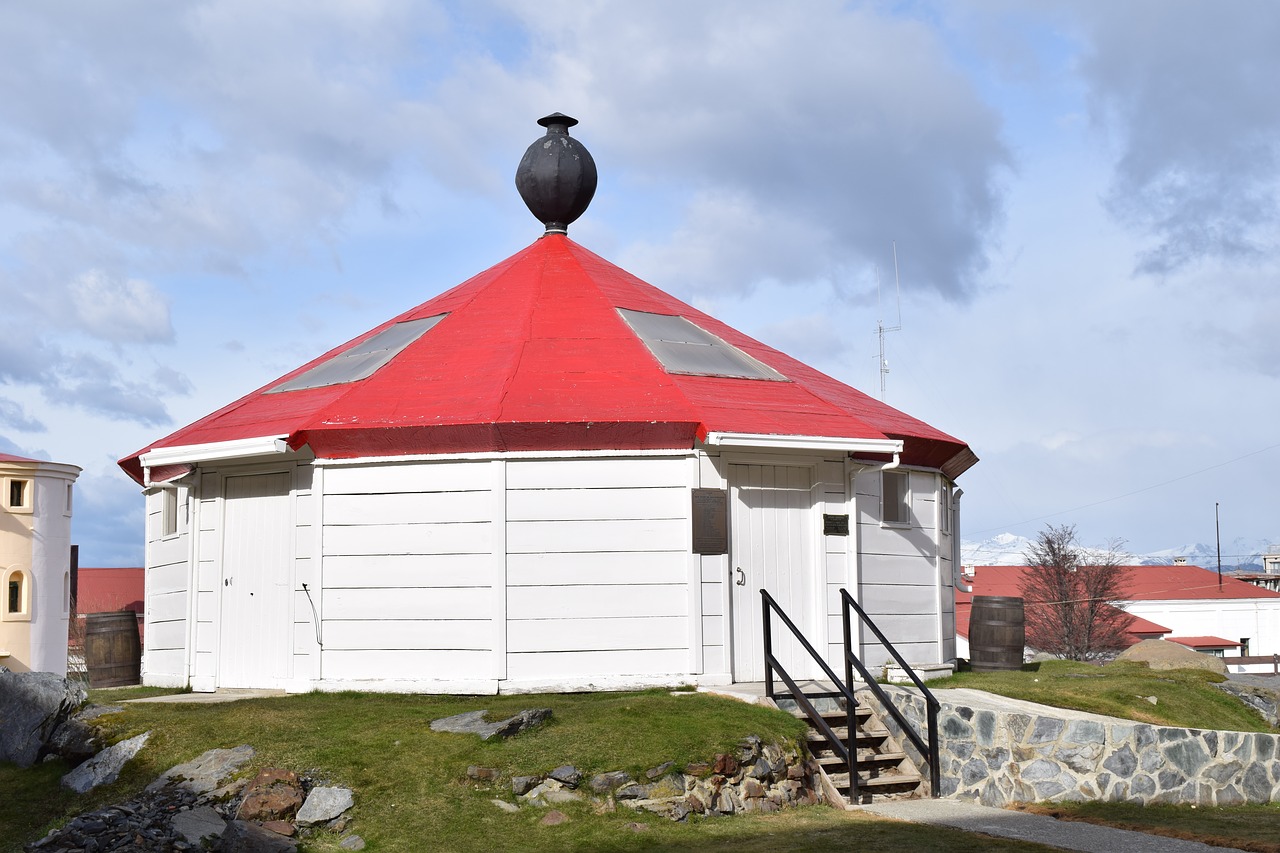 lighthouse ushuaia cold