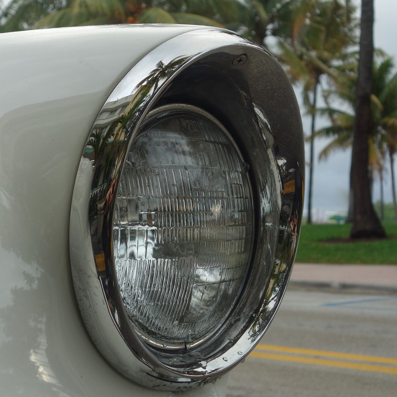 lighthouse american car free photo