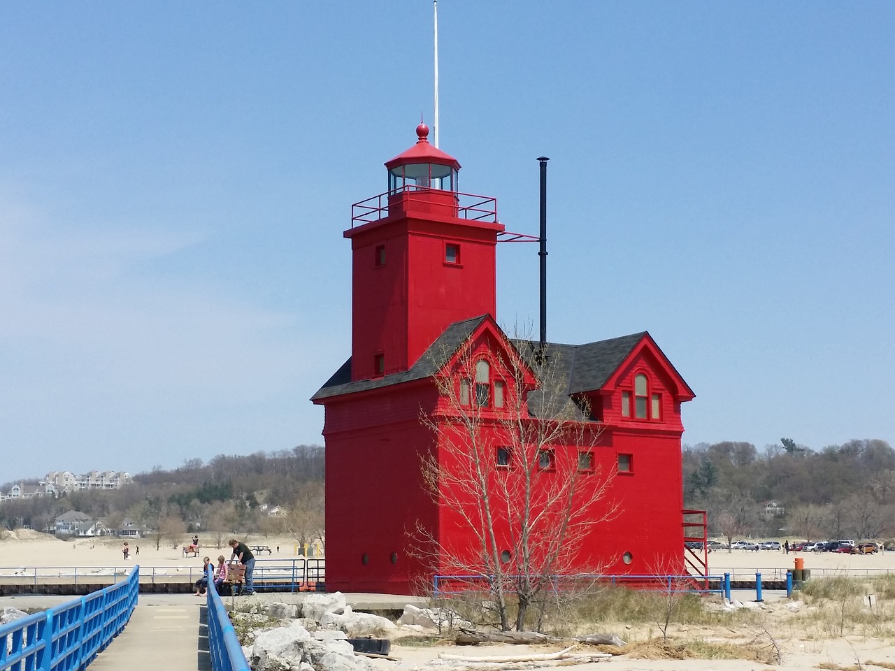 lighthouse big red michigan free photo