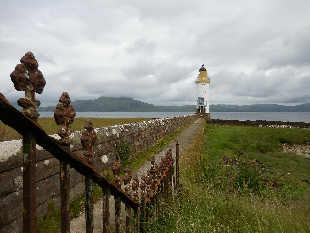 lighthouse scotland meadow free photo
