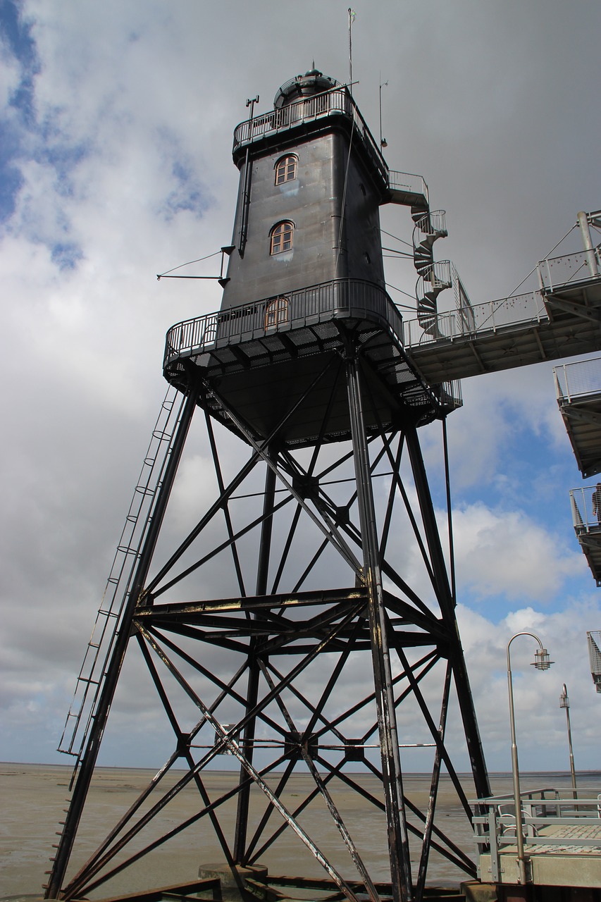 lighthouse upper shipping dorum free photo