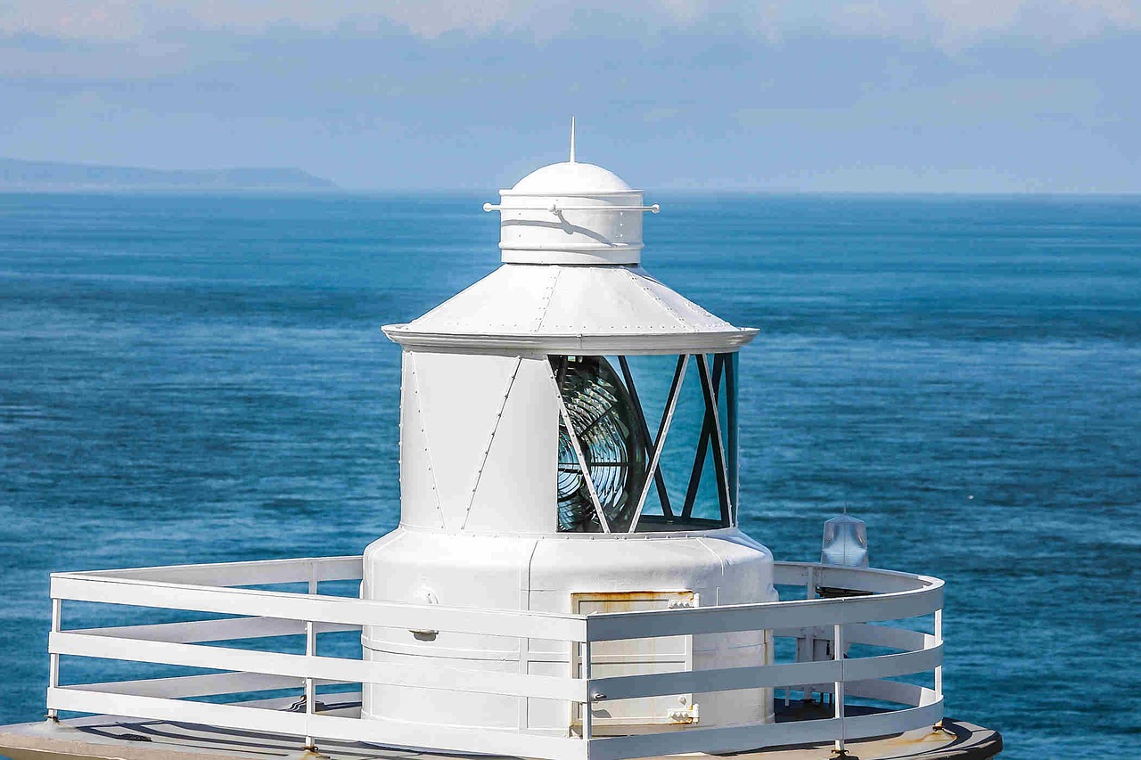 lighthouse ocean coast free photo