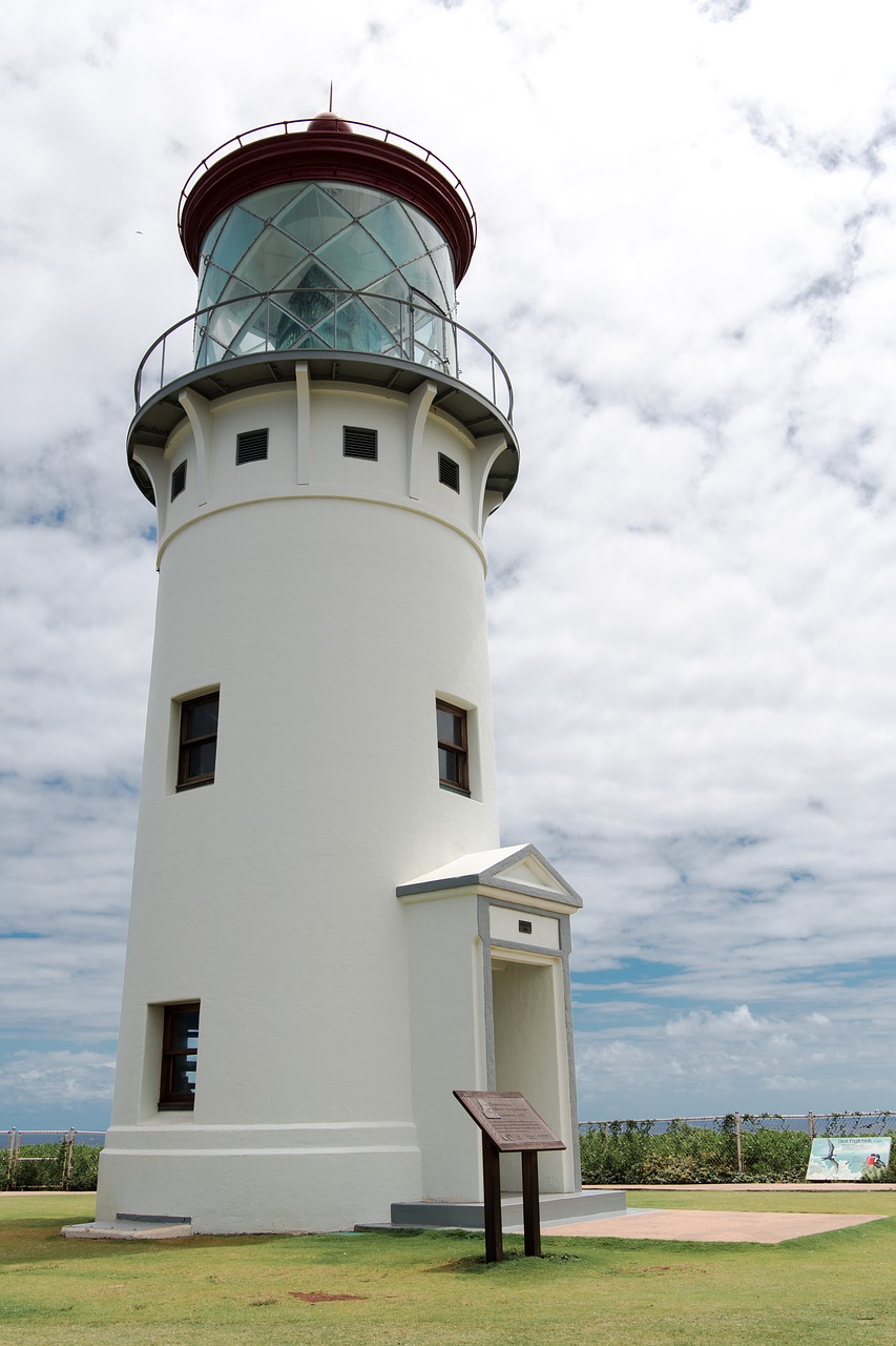 lighthouse  beacon  architecture free photo