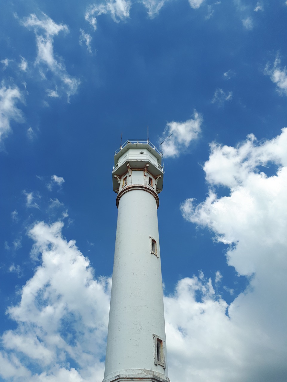 lighthouse  sky  nature free photo