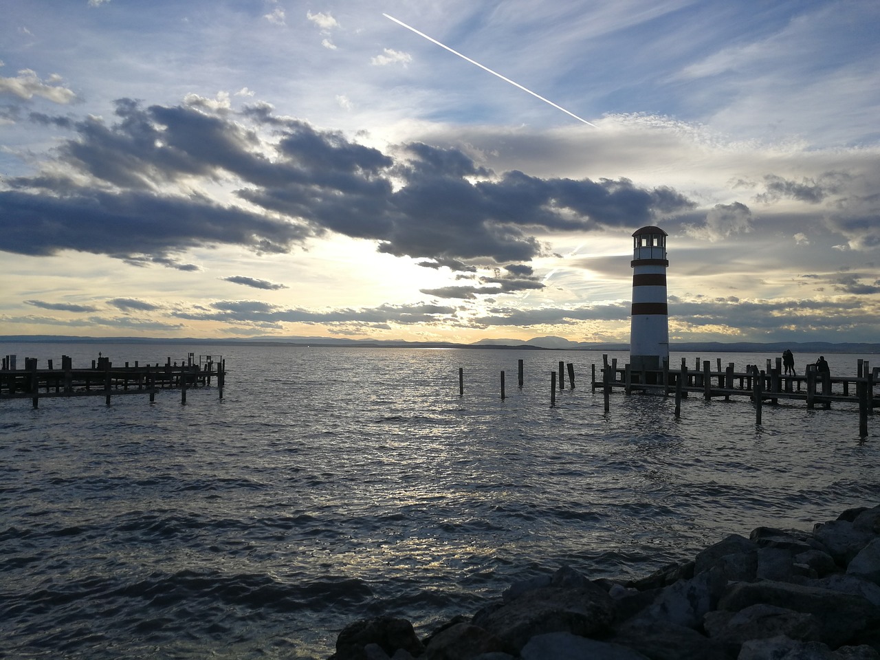 lighthouse  lake  web free photo