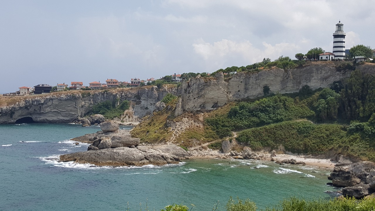 lighthouse  coast  sile free photo