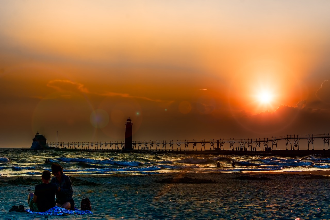 lighthouse sunset lake free photo