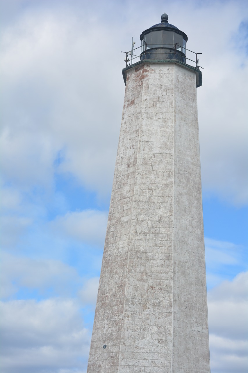 lighthouse ocean sky free photo