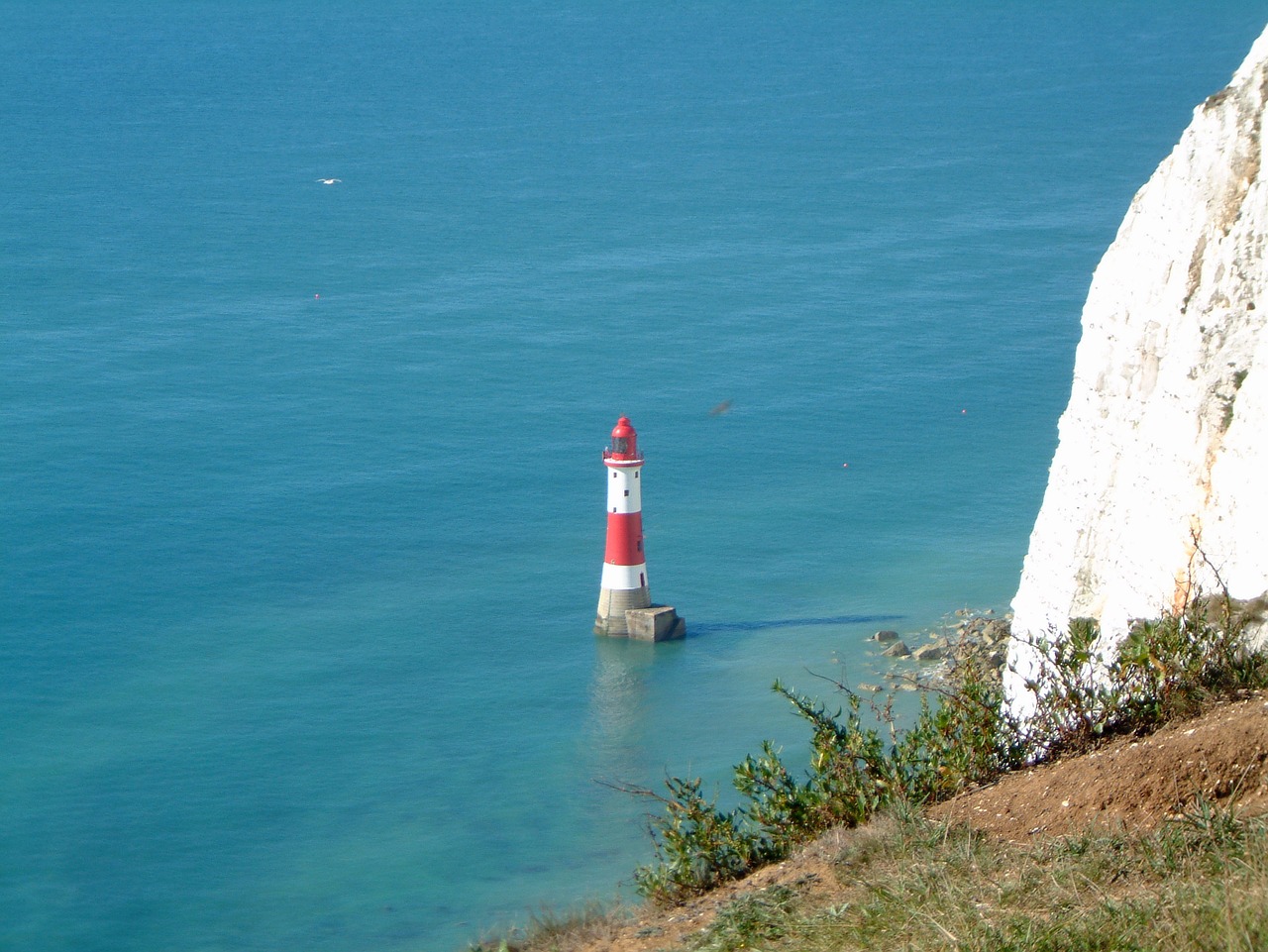 lighthouse ocean nature free photo