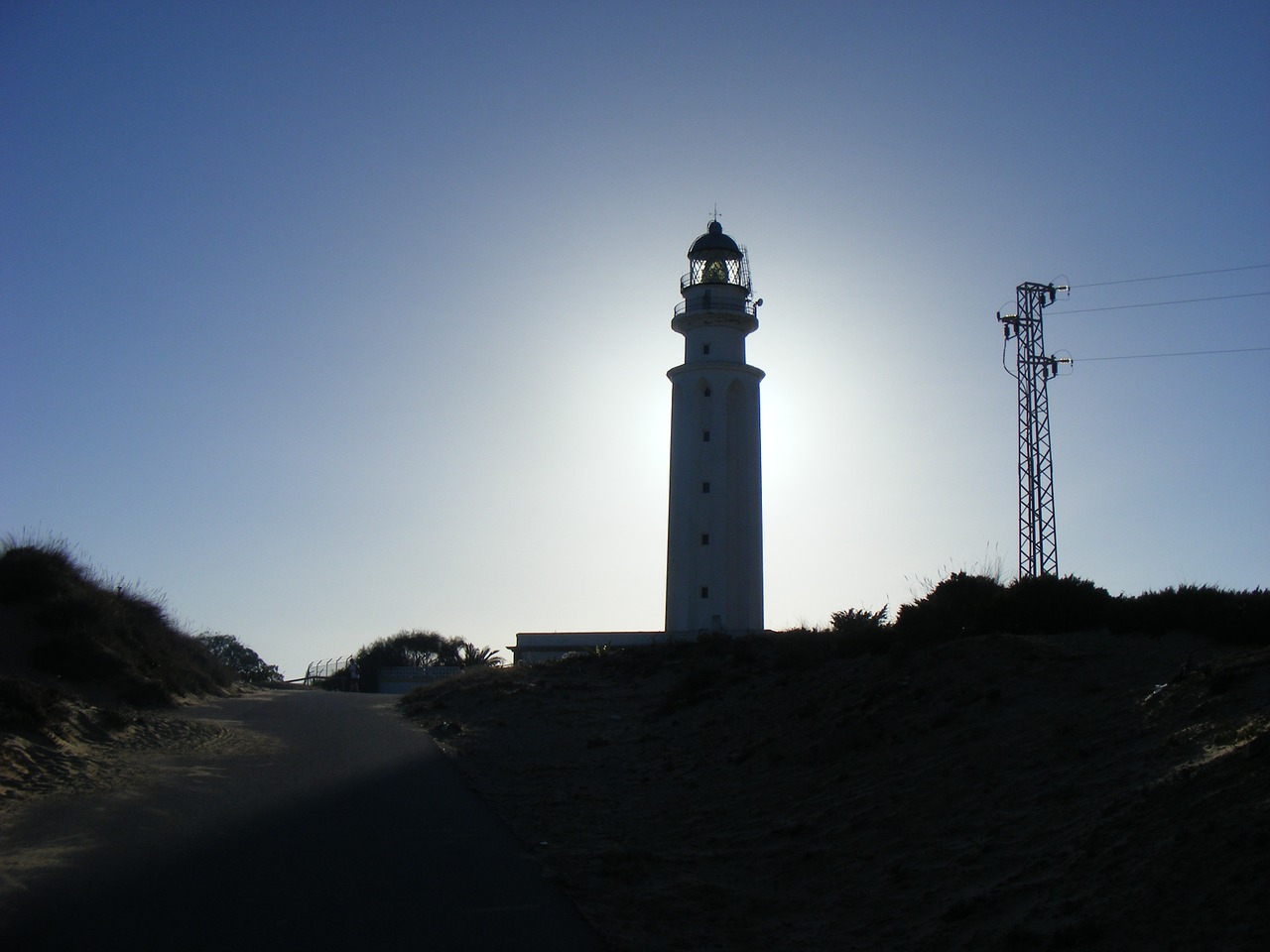 lighthouse guide trafalgar free photo