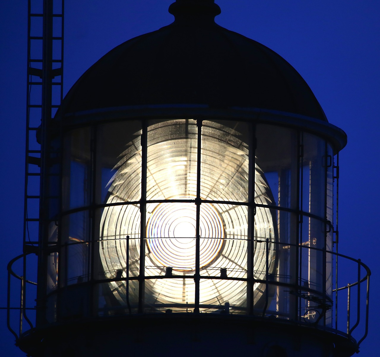 lighthouse kullen lighthouse evening free photo