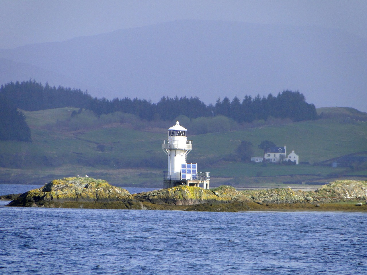 lighthouse island hole free photo