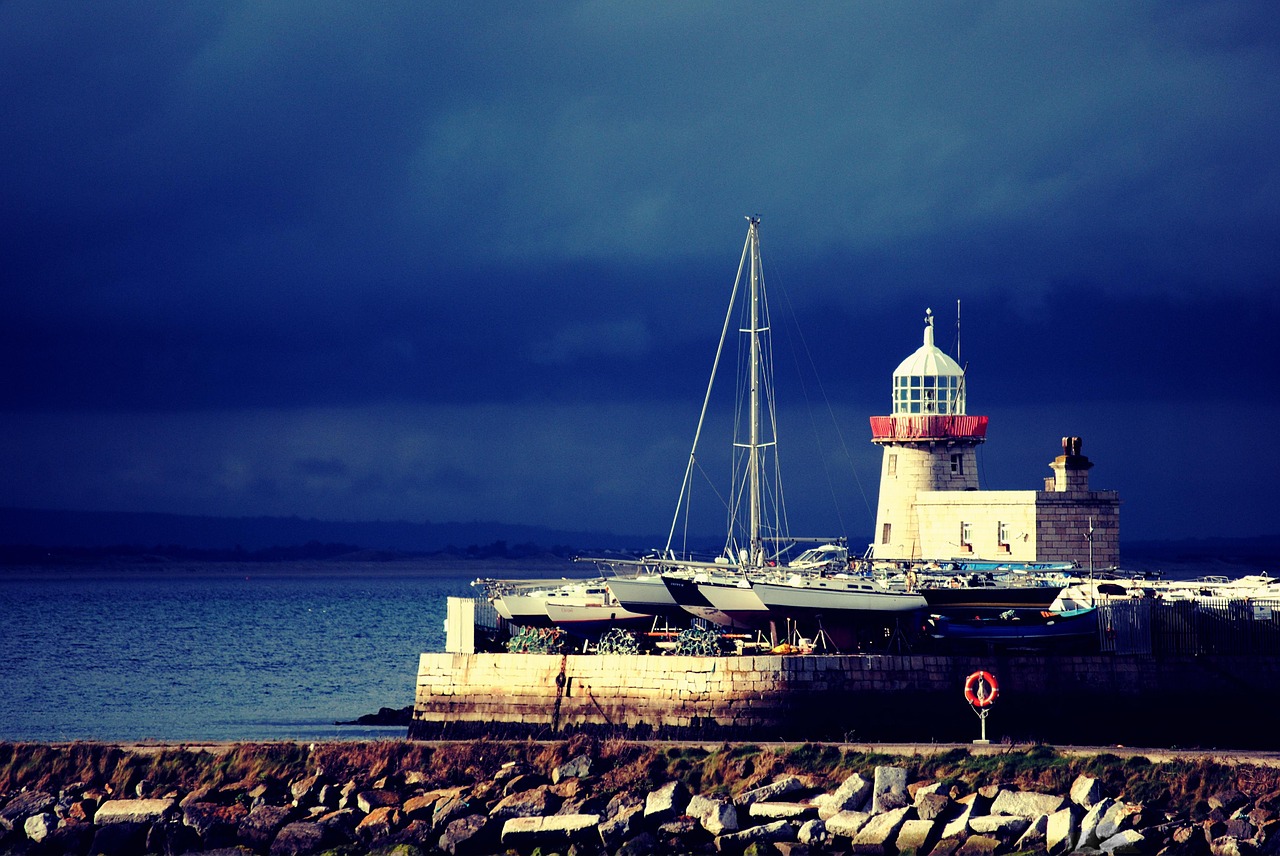 lighthouse boats coast free photo