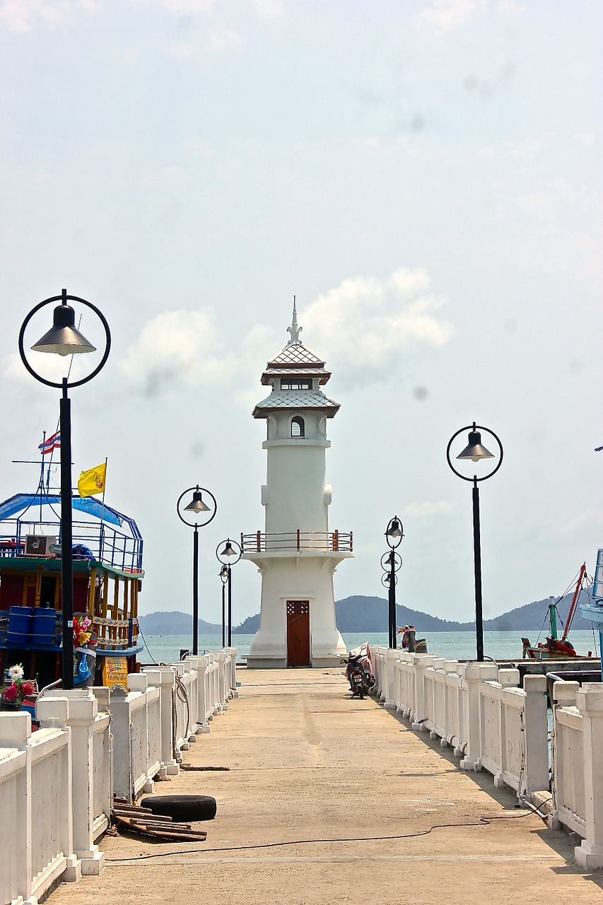 lighthouse pier port free photo