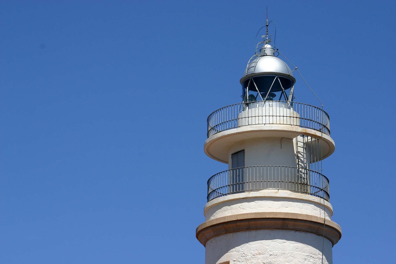 lighthouse sea coast free photo