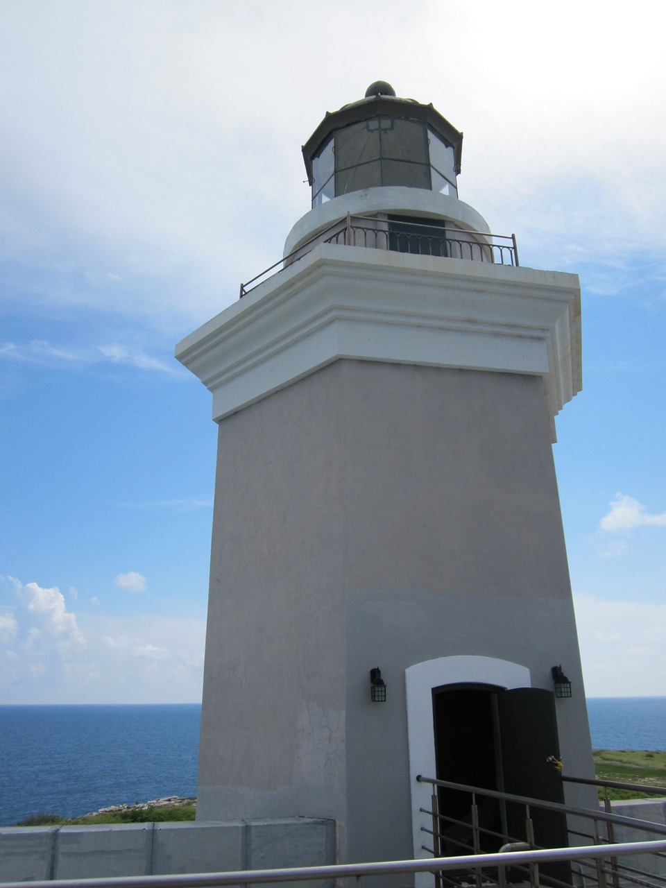 lighthouse puerto rico beach free photo