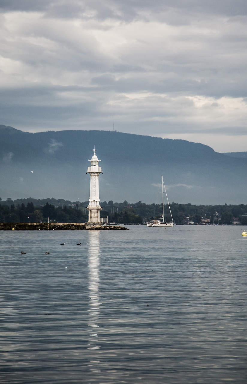 lighthouse port lake free photo