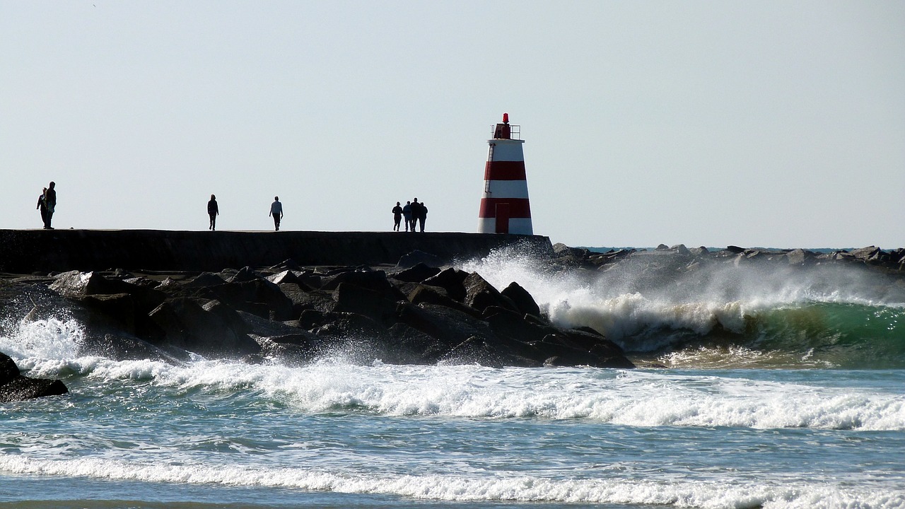 lighthouse wave coast free photo