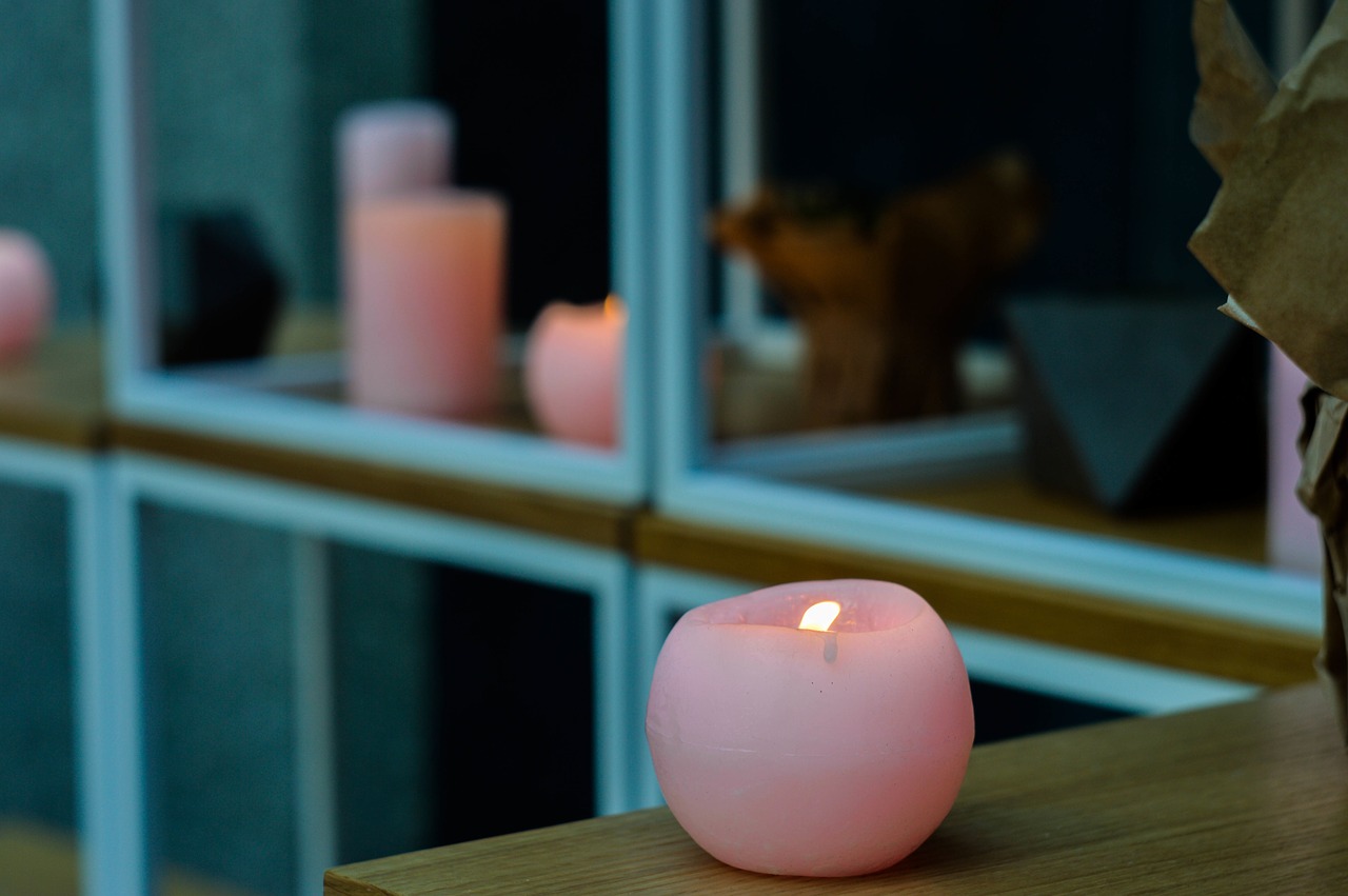 lighting candle pink free photo