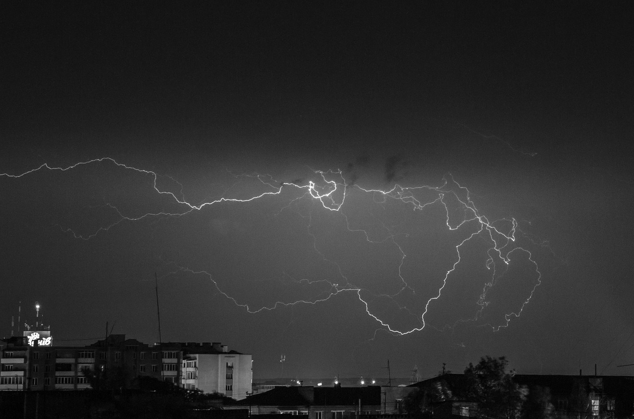 lightning city flash free photo