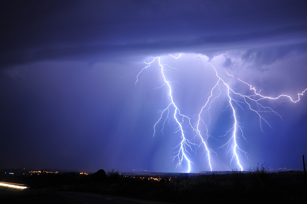 lightning sky nature free photo