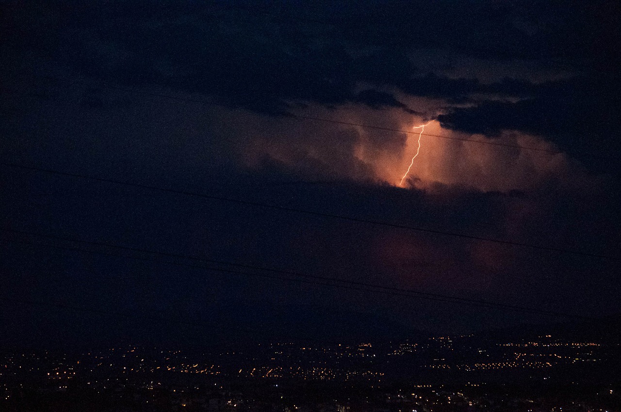 lightning thunderstorm sky free photo