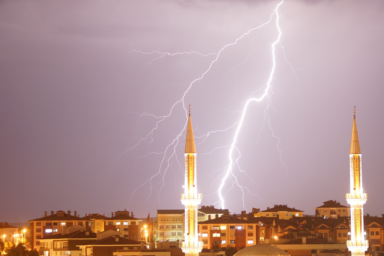 lightning bolt thunderbolt free photo