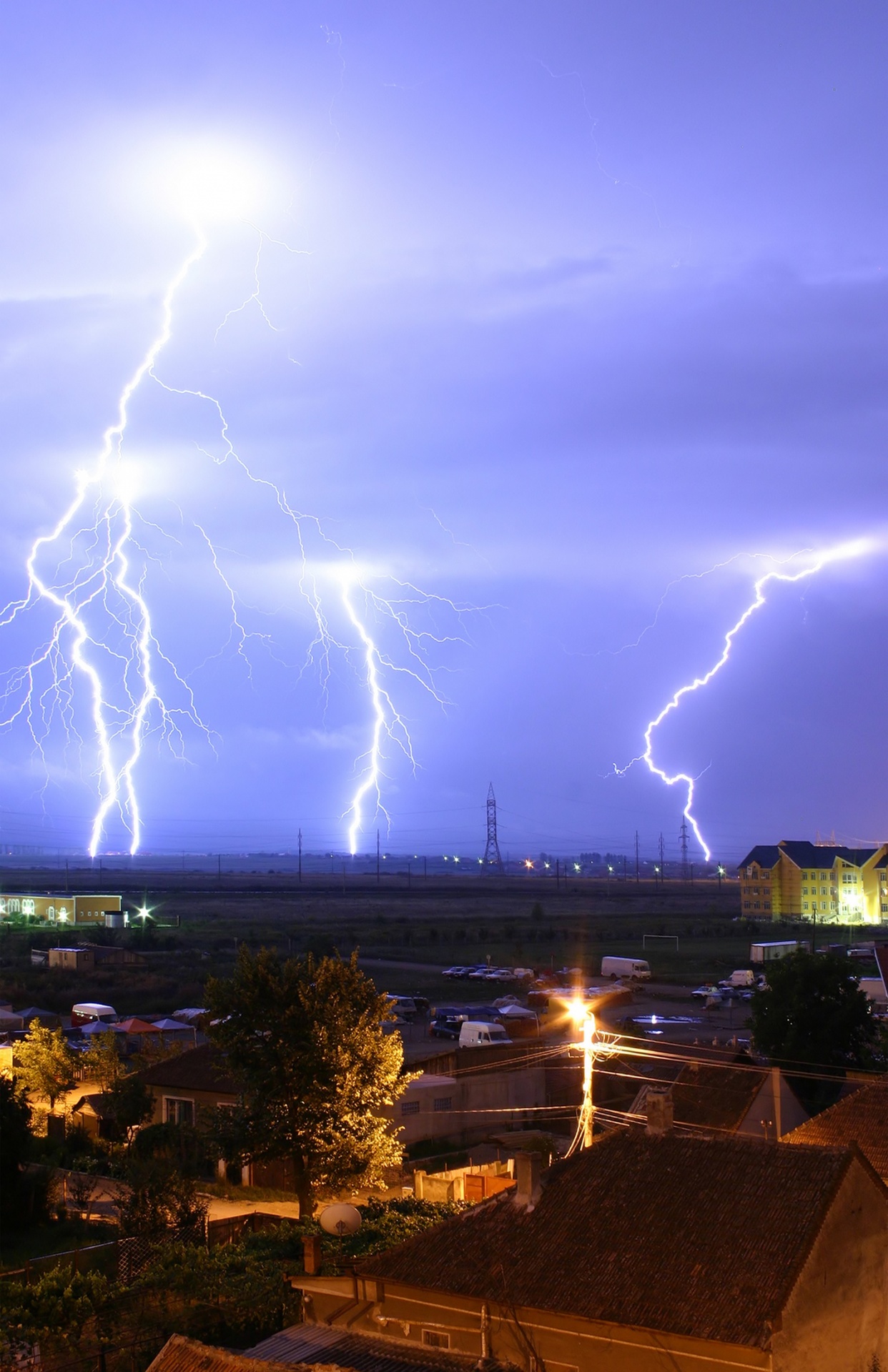 lightning bolt electricity free photo