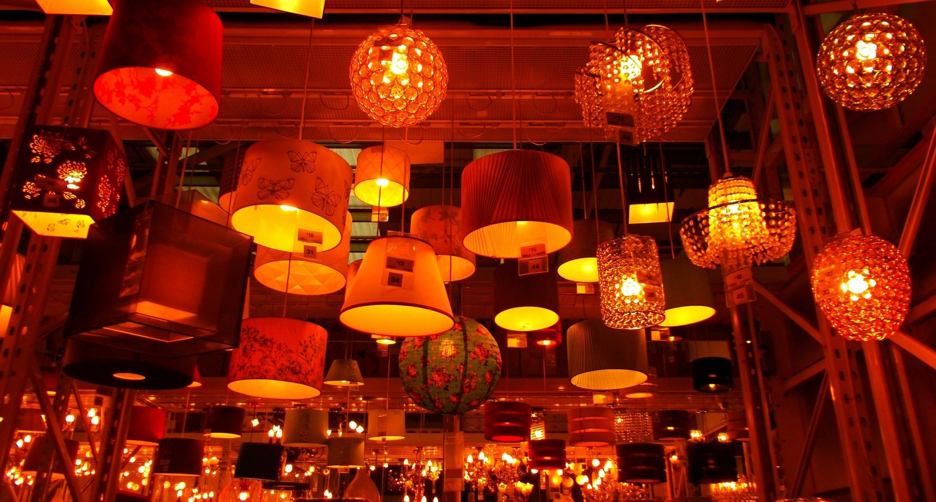 lights fixtures store free photo