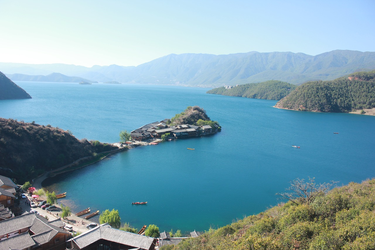 lijiang lugu lake the scenery free photo