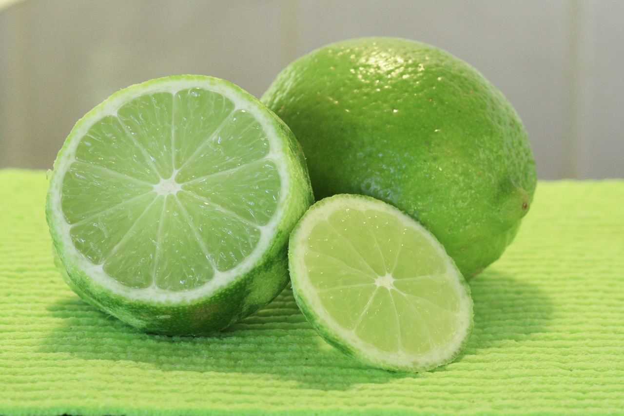 lime citrus aurantiifolia fruit free photo