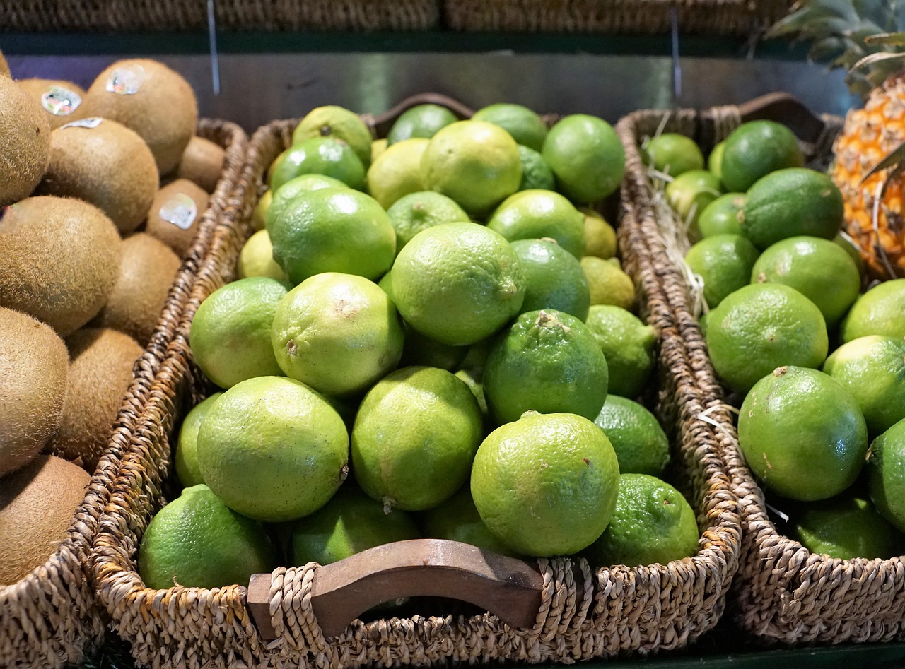 lime market vitamin free photo
