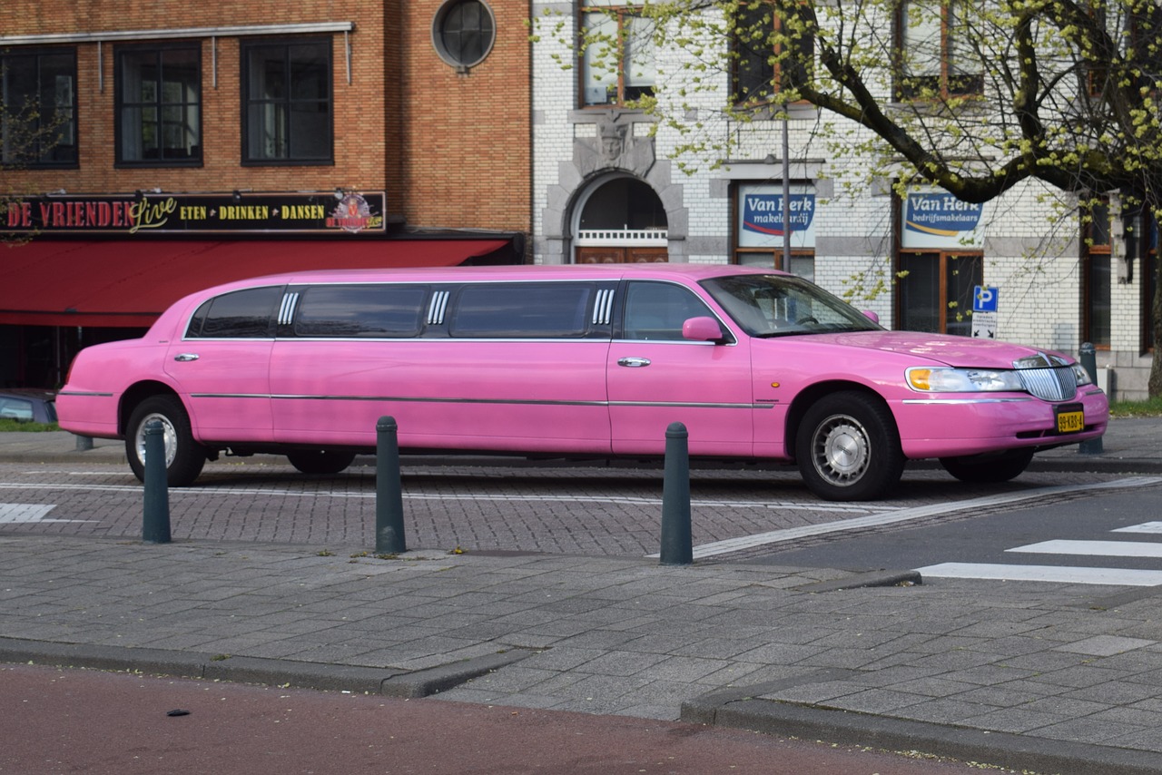 limousine  car  means of transport free photo