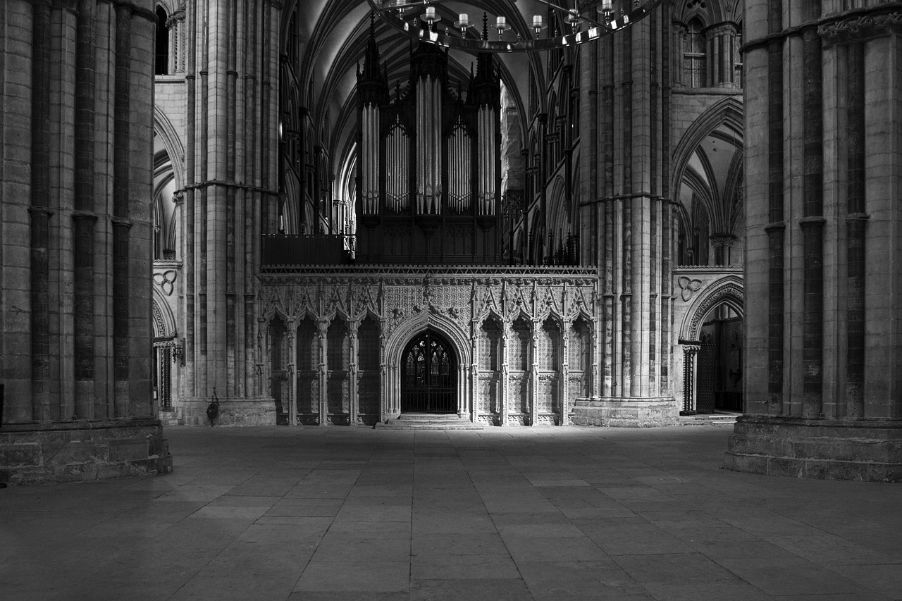 lincoln cathedral cathedral architecture free photo