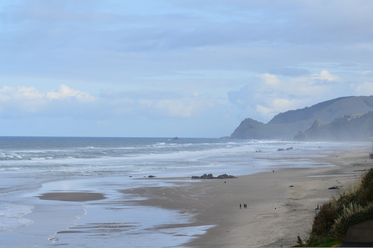 lincoln city oregon coast free photo