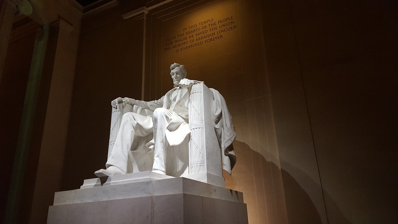 lincoln memorial washington sculpture free photo