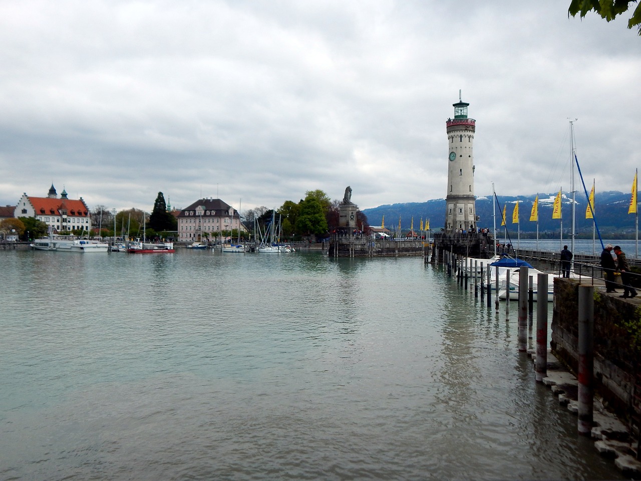 lindau lake constance lighthouse free photo