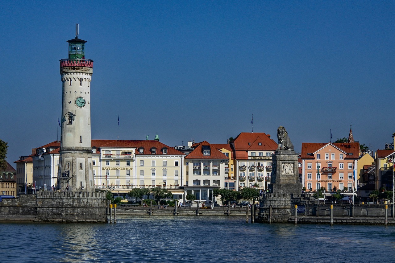 lindau  harbour entrance  lake constance free photo