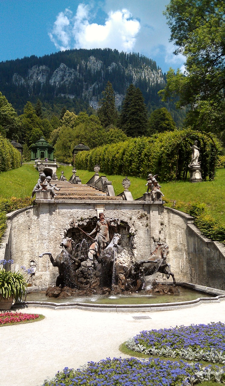 linderhoff castle bavaria free photo