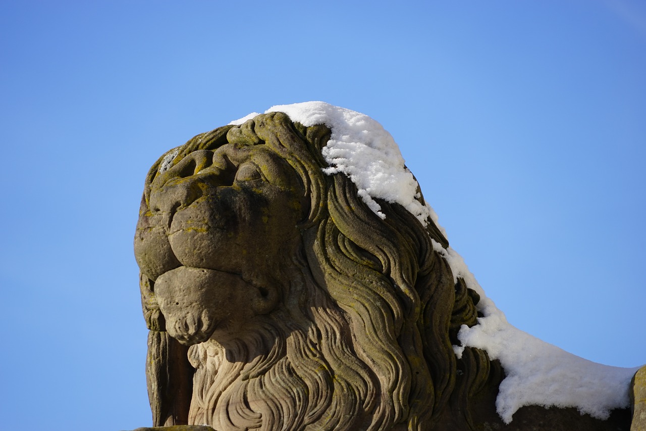 lion stone sculpture statue free photo