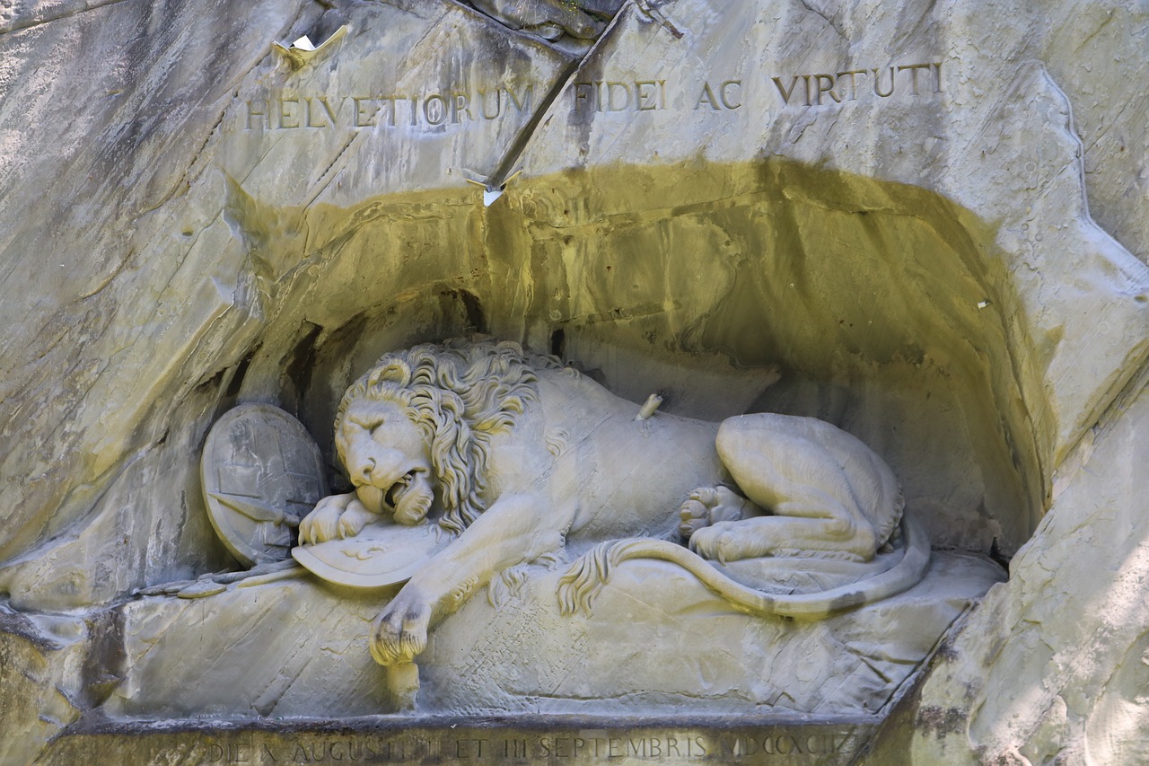 lion lucerne lion of lucerne free photo