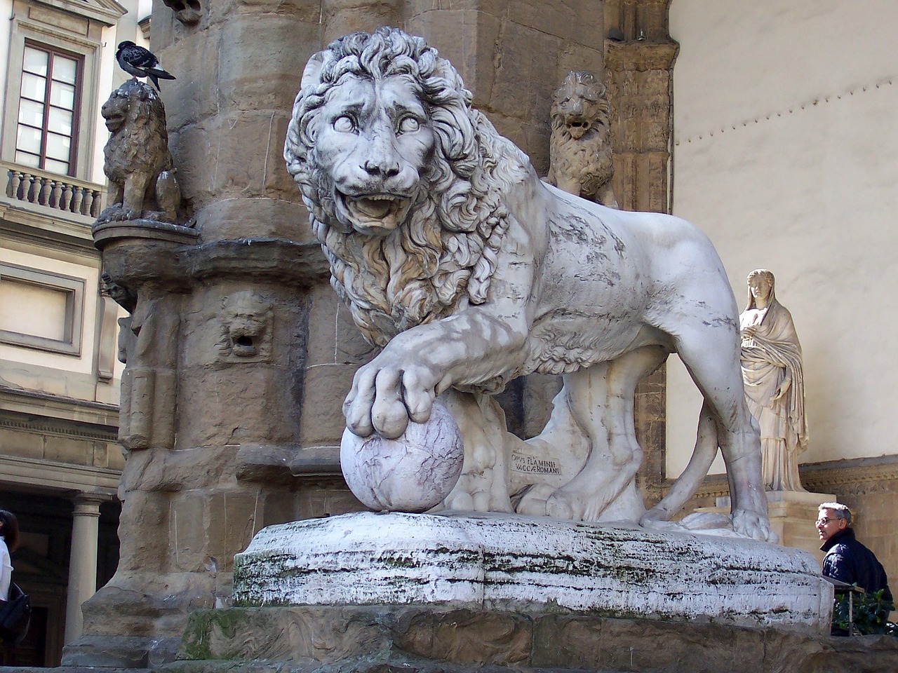 lion statute david free photo