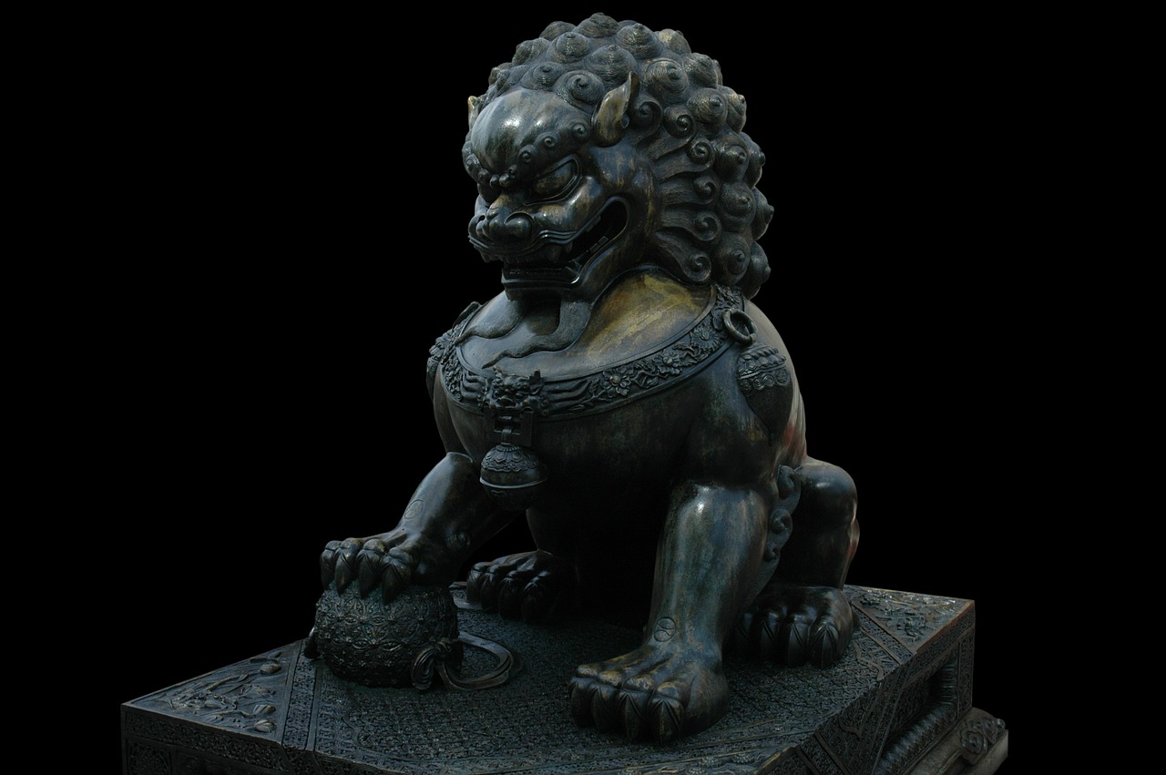 lion bronze statue figure free photo