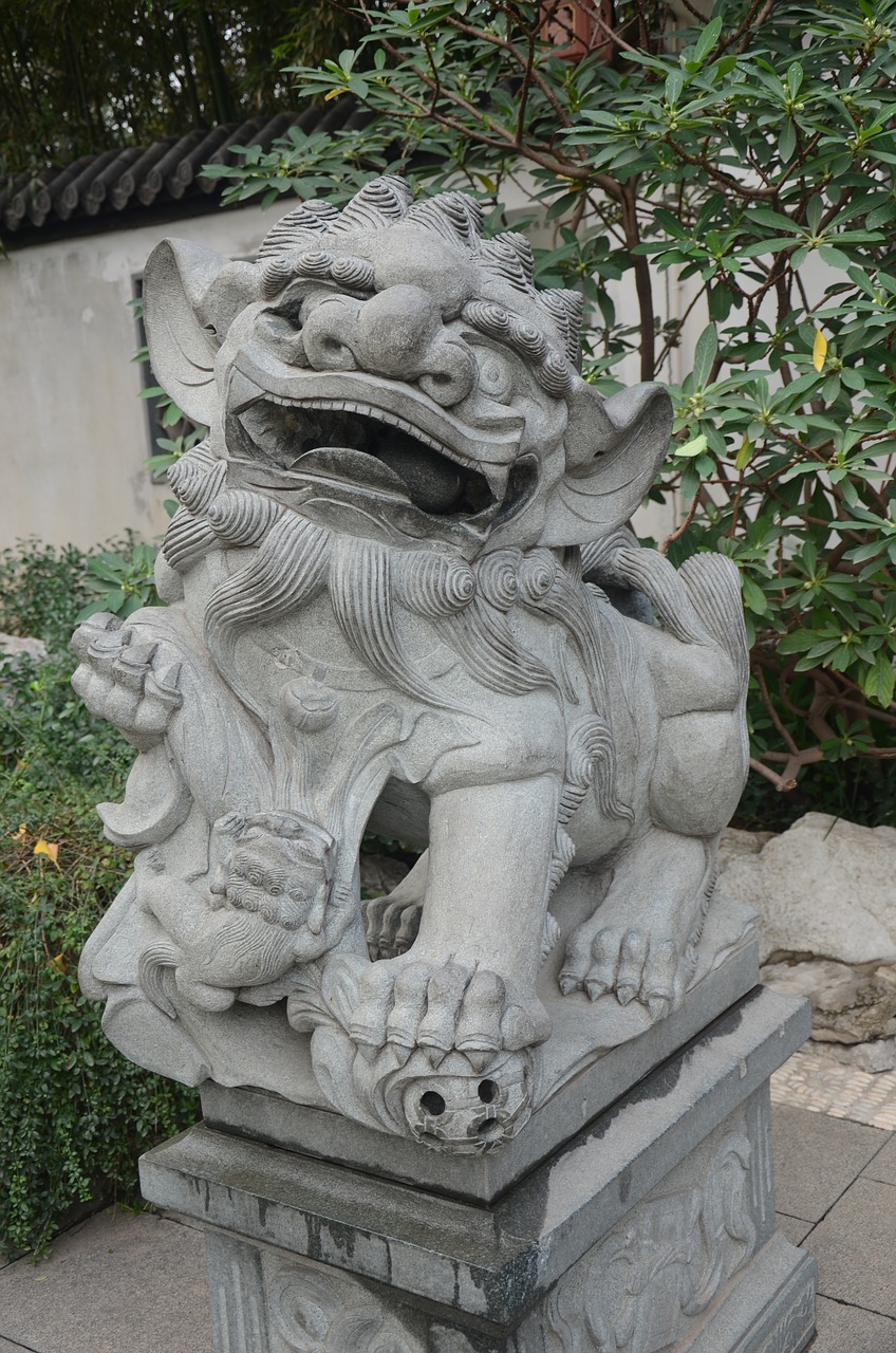 lion sculpture stone free photo