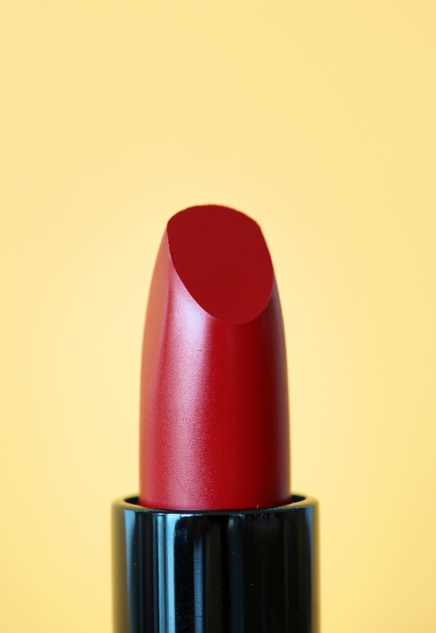 lipstick  cosmetics  beauty free photo