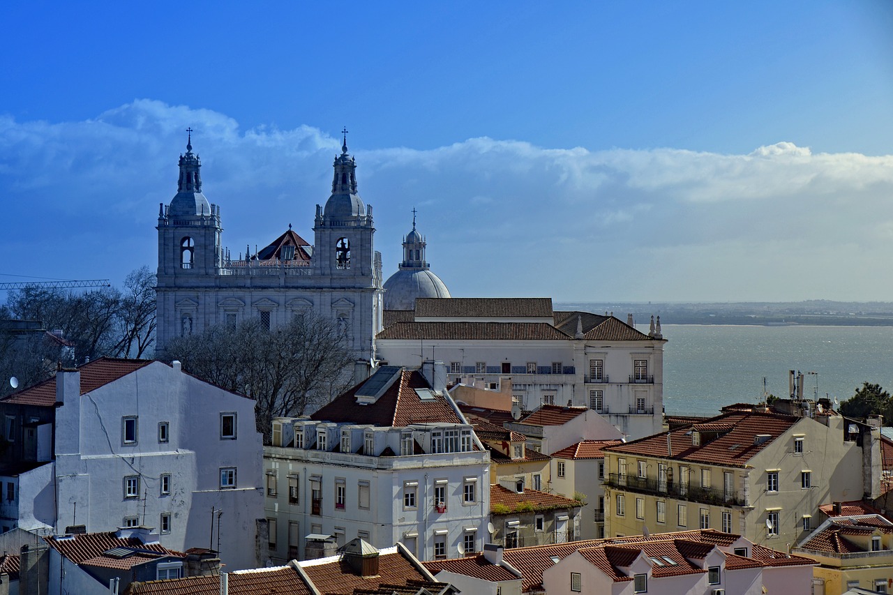 lisbon portugal castle of sao jorge free photo