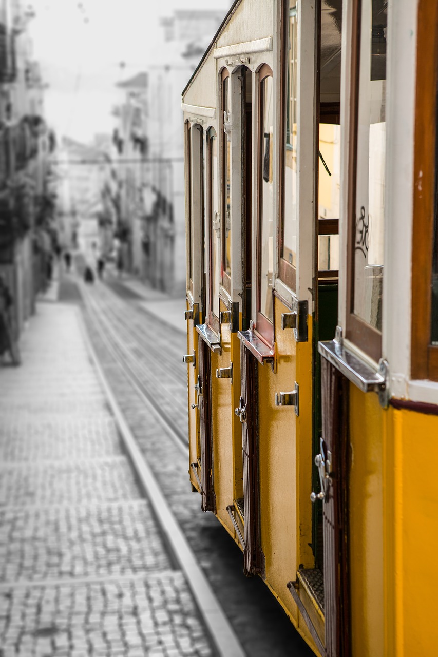 lisbon ascendor tourist attraction free photo