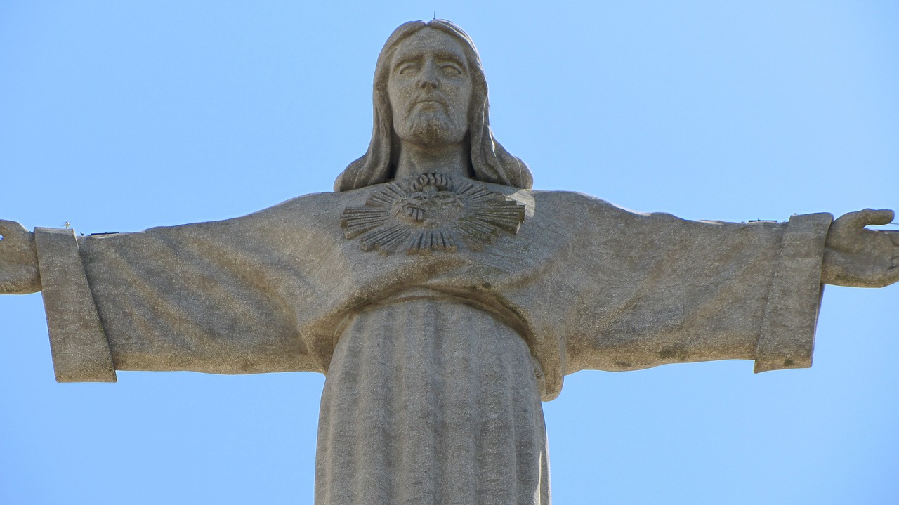 lisbon christ statue free photo