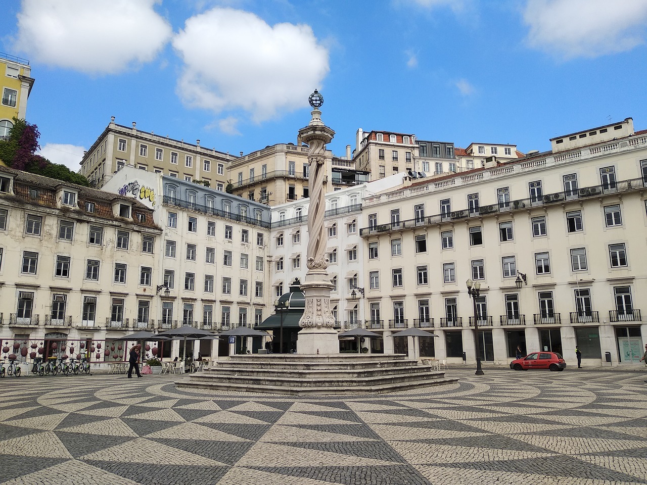 lisbon  square  city free photo