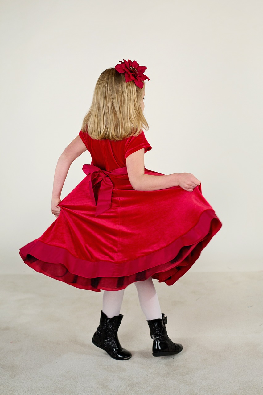 little girl red dress cute free photo